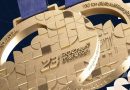 Oto medal 23. Poznań Maratonu. Upamiętni rocznicę powstania Biblioteki Raczyńskich