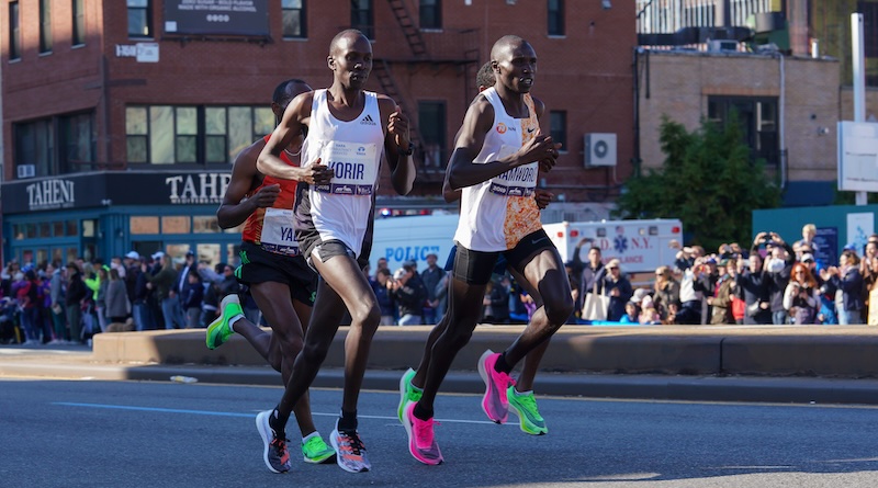 Gwiazdy światowego biegania na starcie TCS New York City Marathon 2025