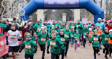 Święta w Warszawie zaczęły się wcześniej. Pobiegliśmy i pomogliśmy Święta w Warszawie zaczęły się wcześniej. Pobiegliśmy i pomogliśmy