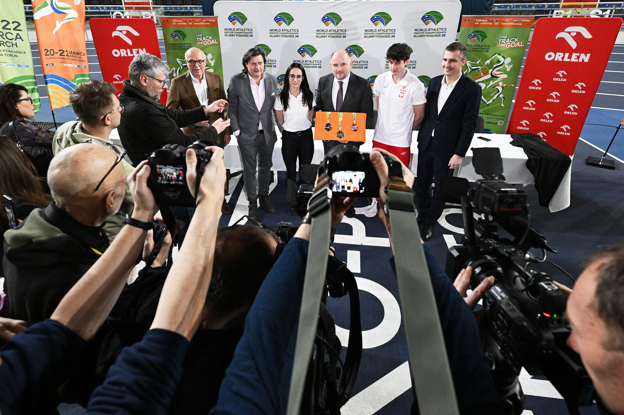 Tak wyglądają oficjalne medale Halowych Mistrzostw Świata Kujawy Pomorze 26