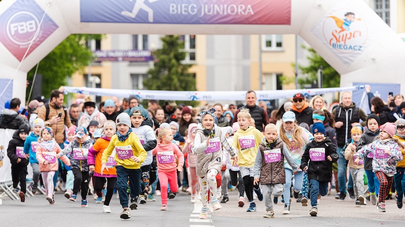 Pomysł na rodzinną majówkę na Podlasiu. Wciąż są wolne miejsca na PKO Bieg Juniora