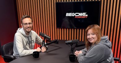 „Biegowe Podcasty” o kolorowym biegu, który niedługo rozświetli Warszawę