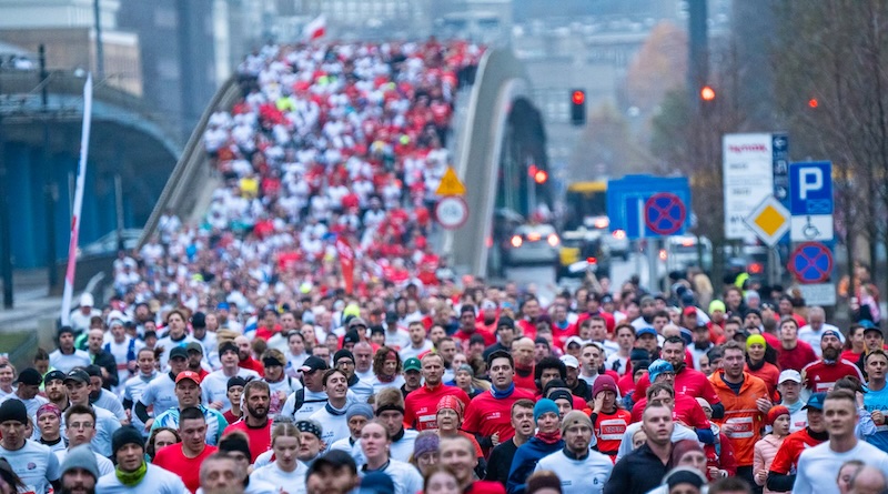 36. Bieg Niepodległości wyprzedany! Na starcie stanie 22 tysiące biegaczy