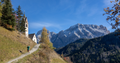 Enrosadira Trail w Alta Badia. Jesienne Dolomity i ladyński świat dla każdego Enrosadira Trail w Alta Badia. Jesienne Dolomity i ladyński świat dla każdego