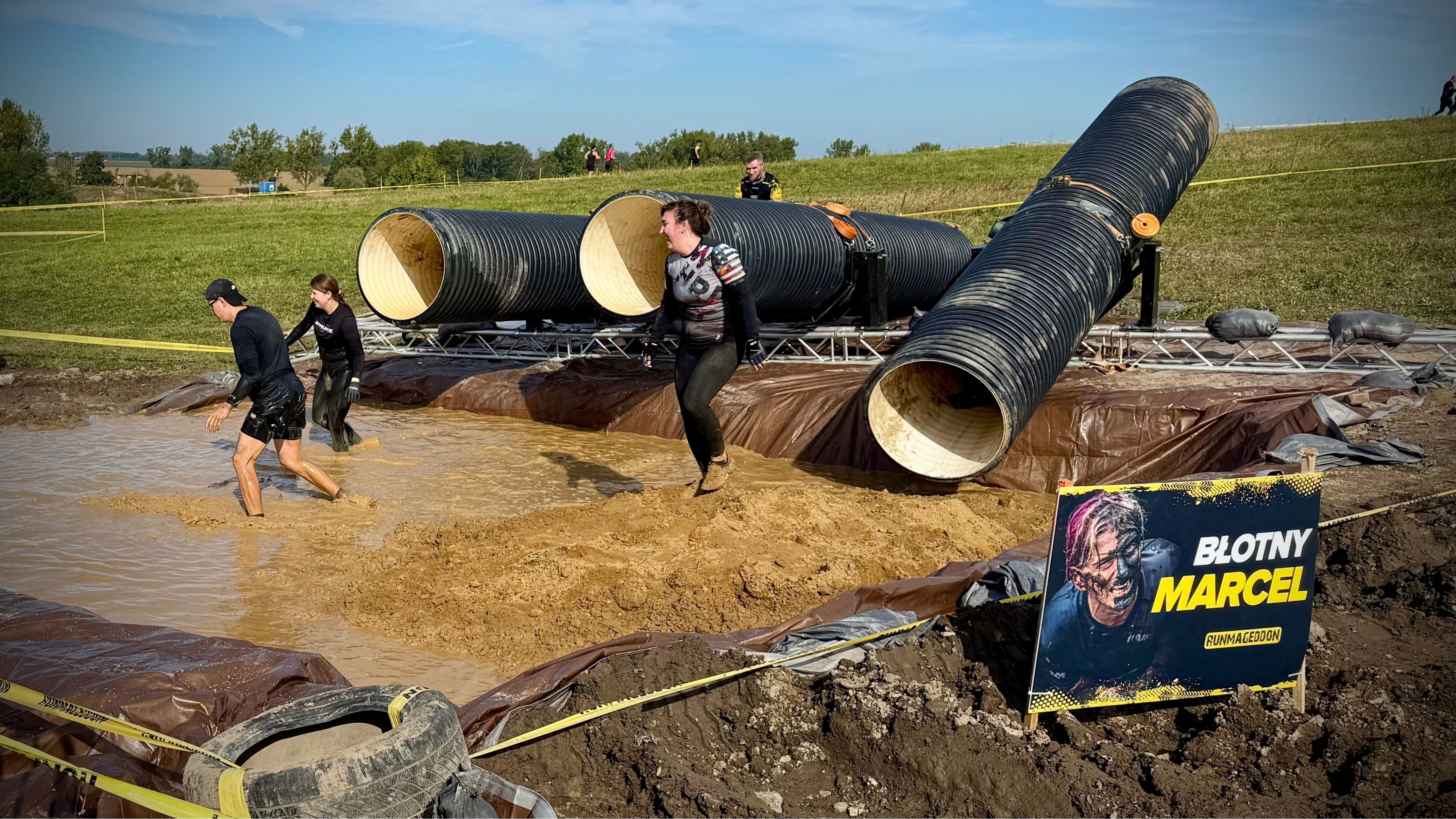 Runmageddon w Rolantowicach. Błoto, piach i walka z własnymi słabościami
